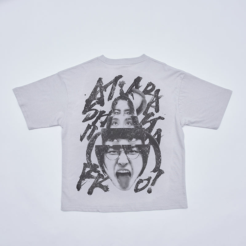 🏫 ATARASHII GAKKO! - AG! - 顏顏顏顏TEE AG!ver/NATURAL ♪︎