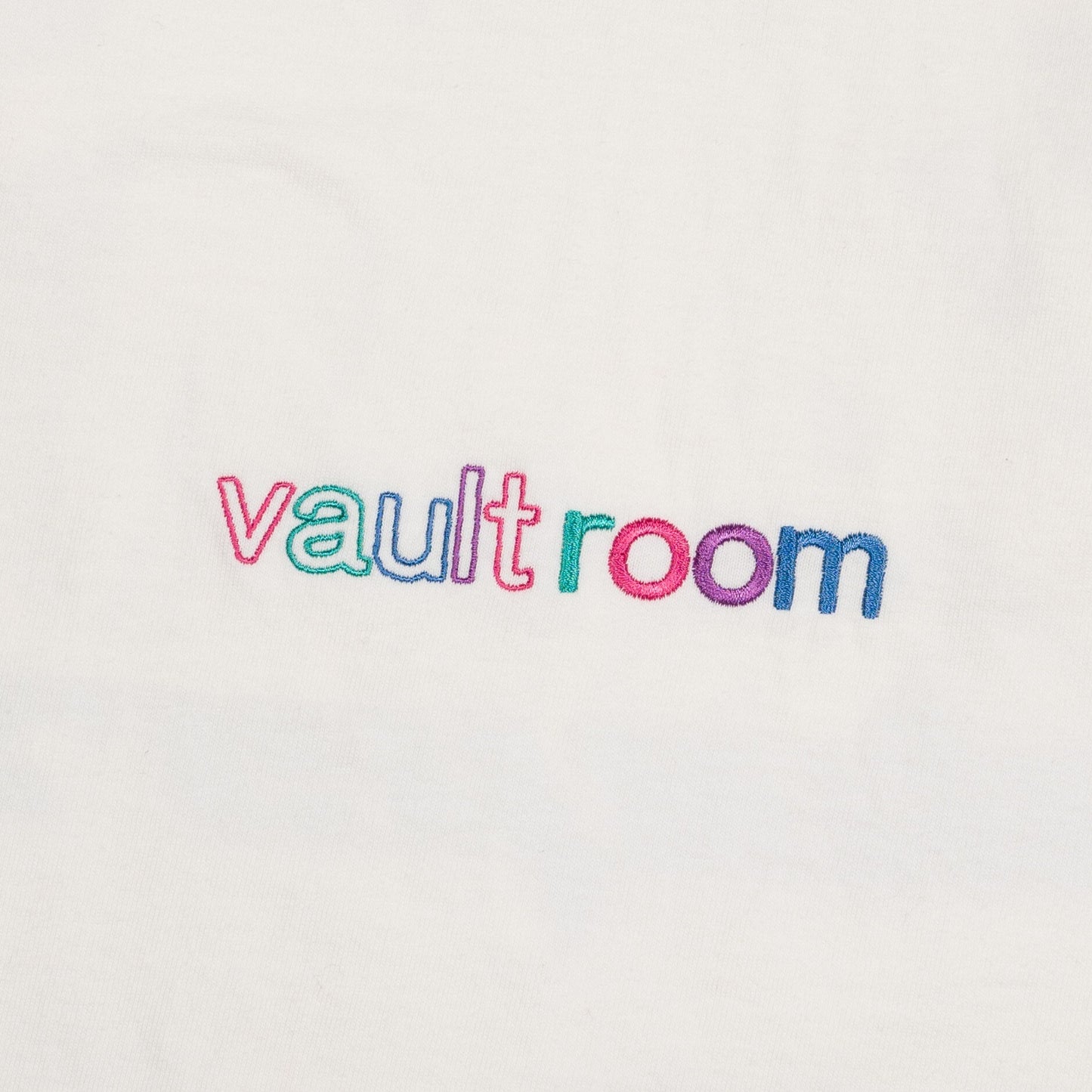 ⭐ YOASOBI - vaultroom × PLAYERS - TEE / Off White ♪︎ - 【長期預購-6月中旬】