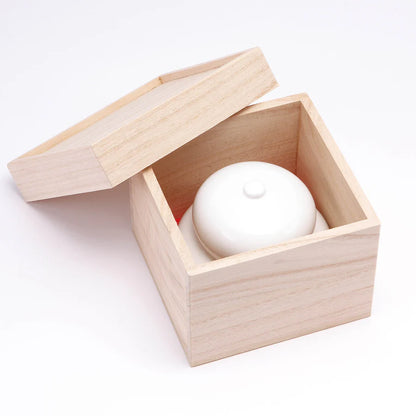 中外陶園– 藥師窯 - 干支擺飾 - 鏡餅裝飾 (大·附收納箱台座) ♪