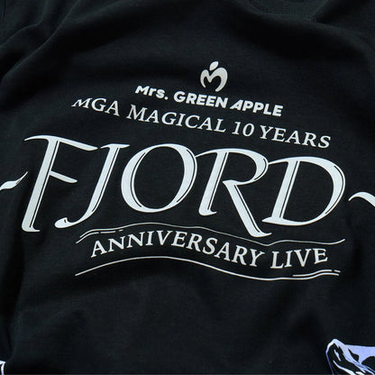 🍏 Mrs. GREEN APPLE - FJORD - LOGO短袖上衣(黑色/白色) ♪︎ - 【長期預購-10月上旬】