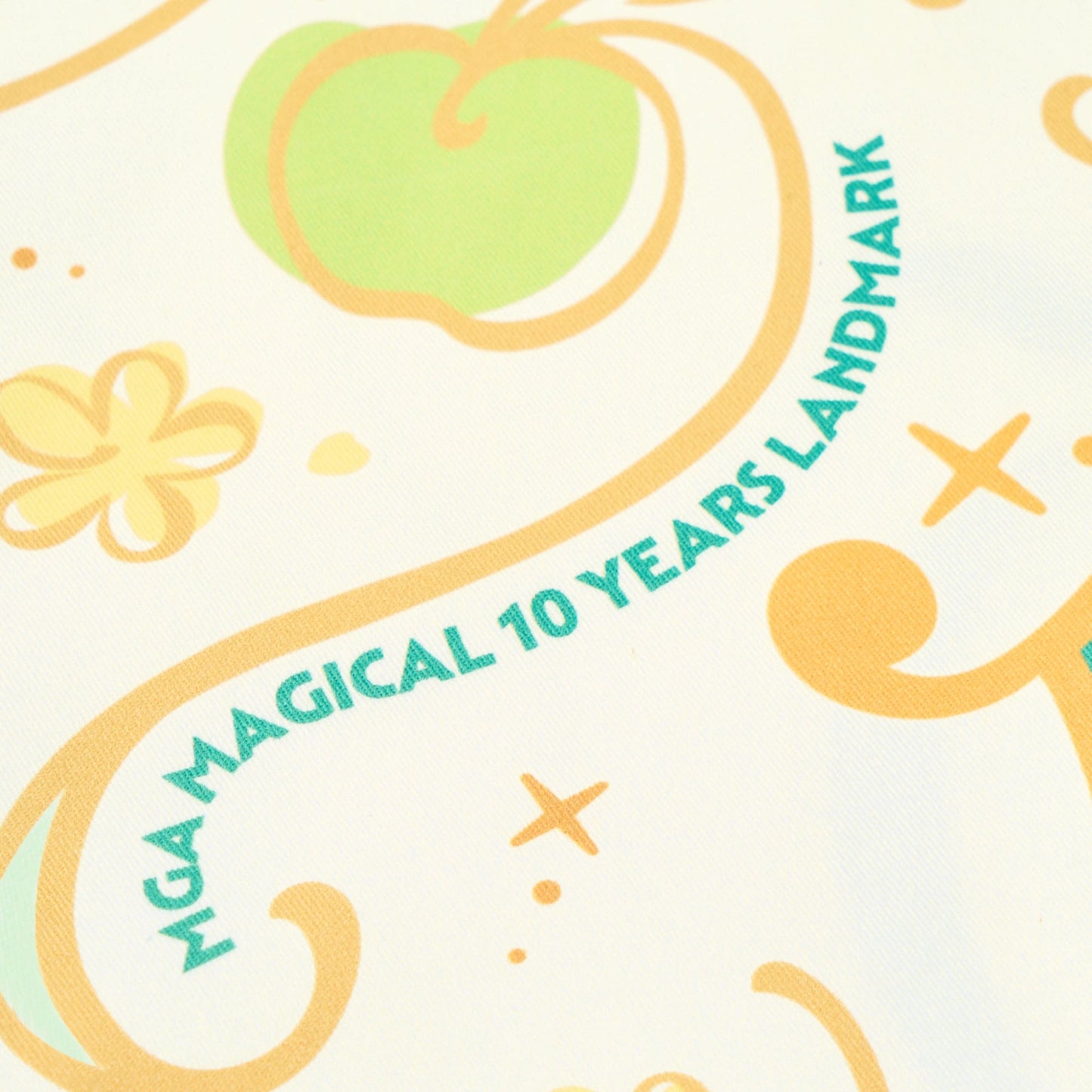 🍏 Mrs. GREEN APPLE - MAGICAL 10 YEARS LANDMARK - 托特包 / 白色 ♪︎ - 【中期預購-12月中旬】