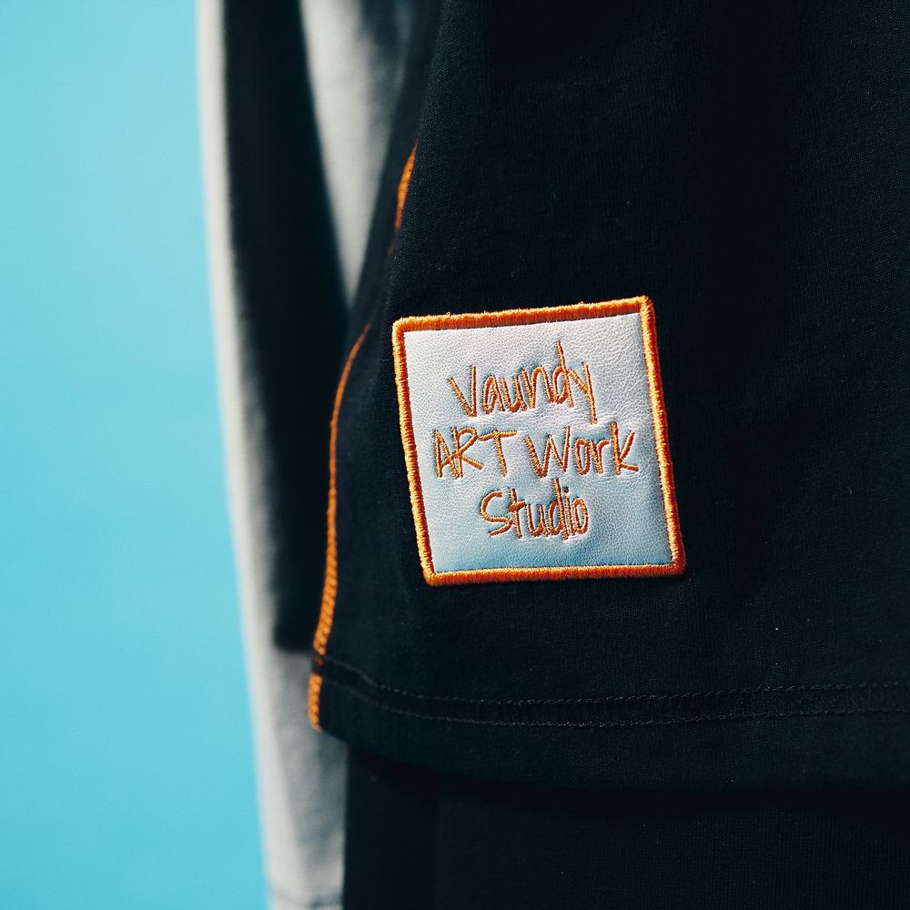 🍥 Vaundy - "SILENCE" - Logo Layered T-shirt［Black］ ♪︎