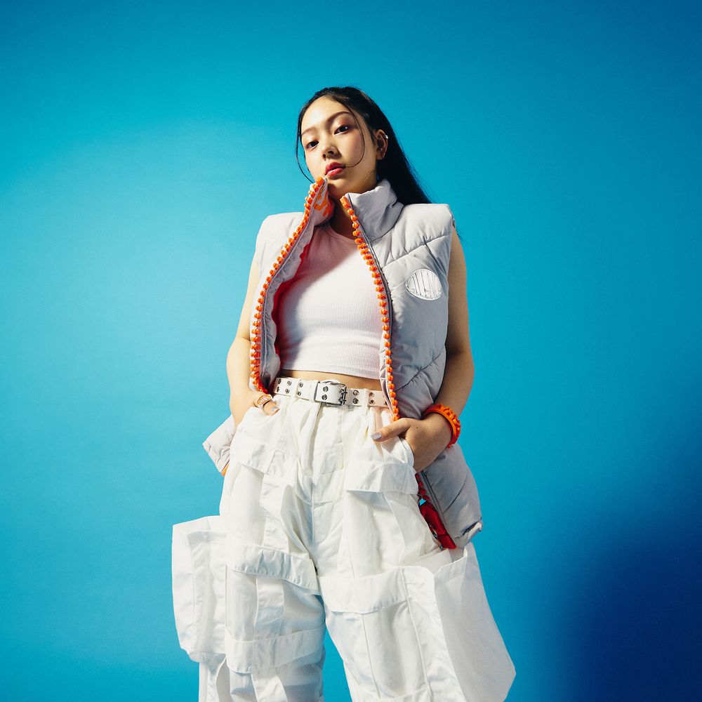 🍥 Vaundy - "SILENCE" - Logo Down Vest ♪︎