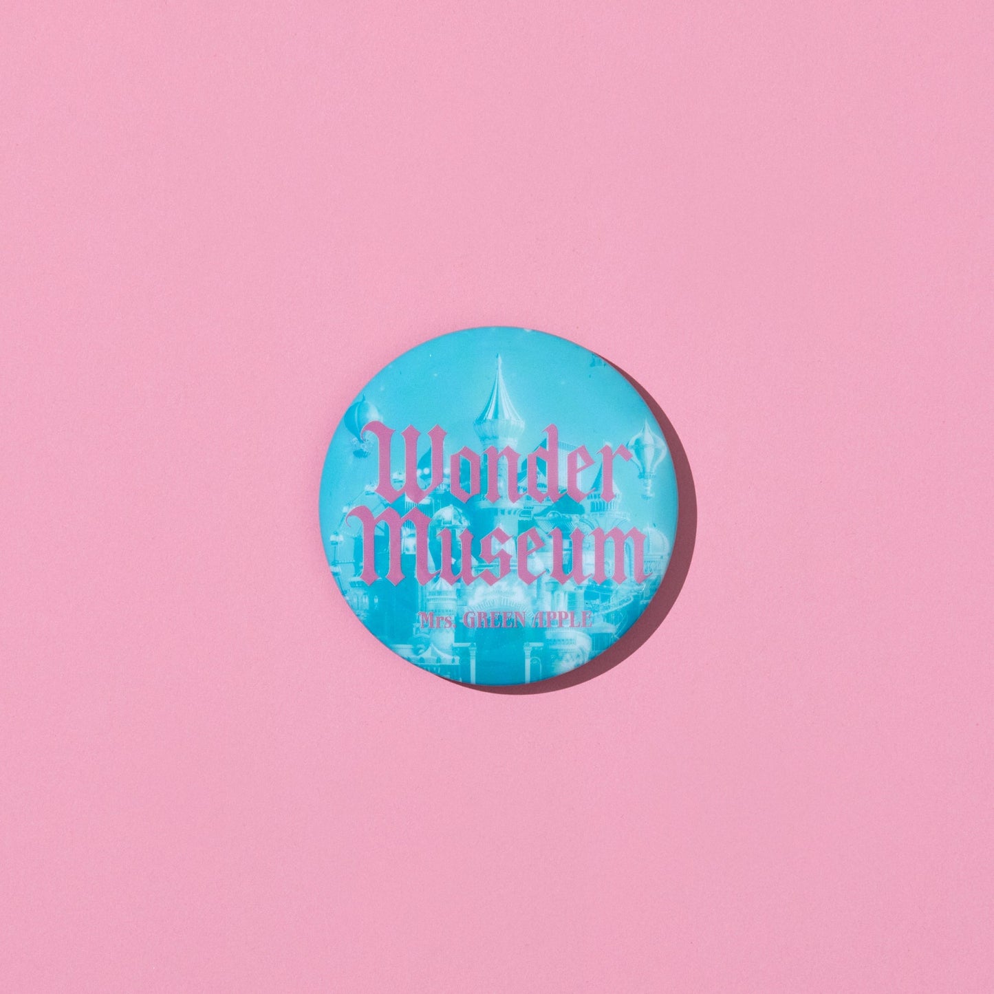 🍏 Mrs. GREEN APPLE - 『Wonder Museum』 - 徽章(Blue) ♪︎ - 【中期預購-9月上旬】
