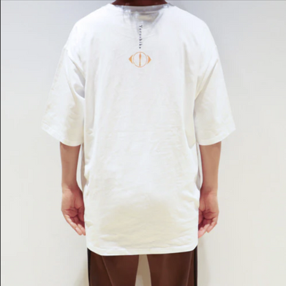 🌙 YORUSHIKA - 二人稱展 - T-Shirt A White ♪︎ - 【中期預購-7月中旬】
