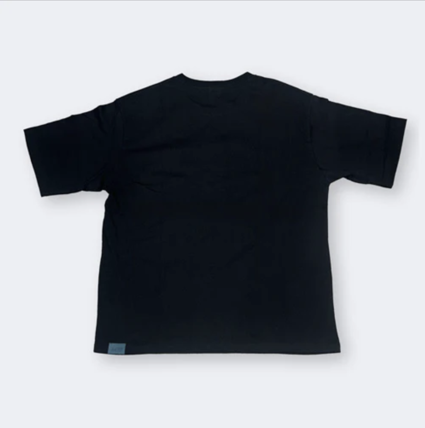 🌙 YORUSHIKA - 二人稱展 - T-Shirt B Black ♪︎ - 【中期預購-9月下旬】
