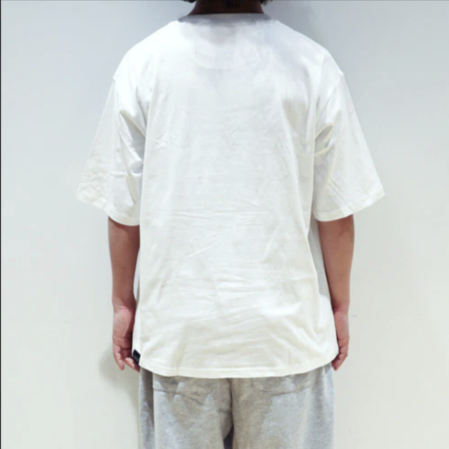 🌙 YORUSHIKA - 二人稱展 - T-Shirt B White ♪︎ - 【中期預購-7月中旬】