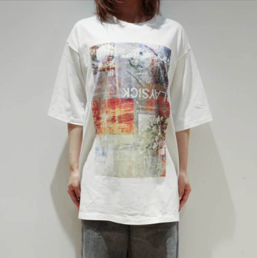 🌙 YORUSHIKA - 二人稱展 - T-Shirt C White ♪︎ - 【中期預購-9月下旬】