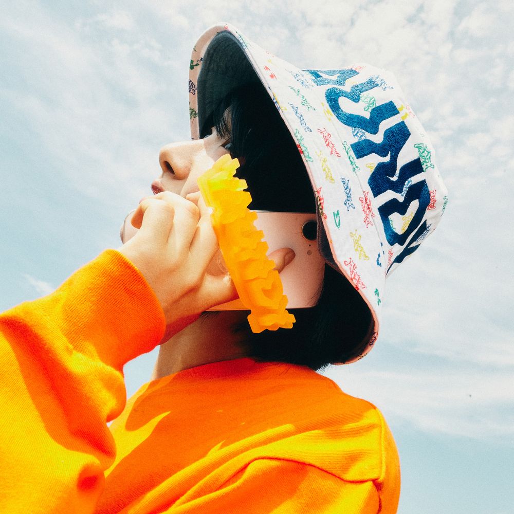 🍥 Vaundy - "HORO" - Logo Phone Grip [Orange] ♪︎
