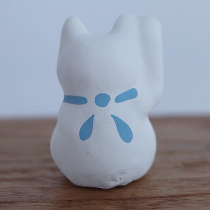 鎌倉張子 - 招財貓 - 幼貓 白 (右手) ♪︎