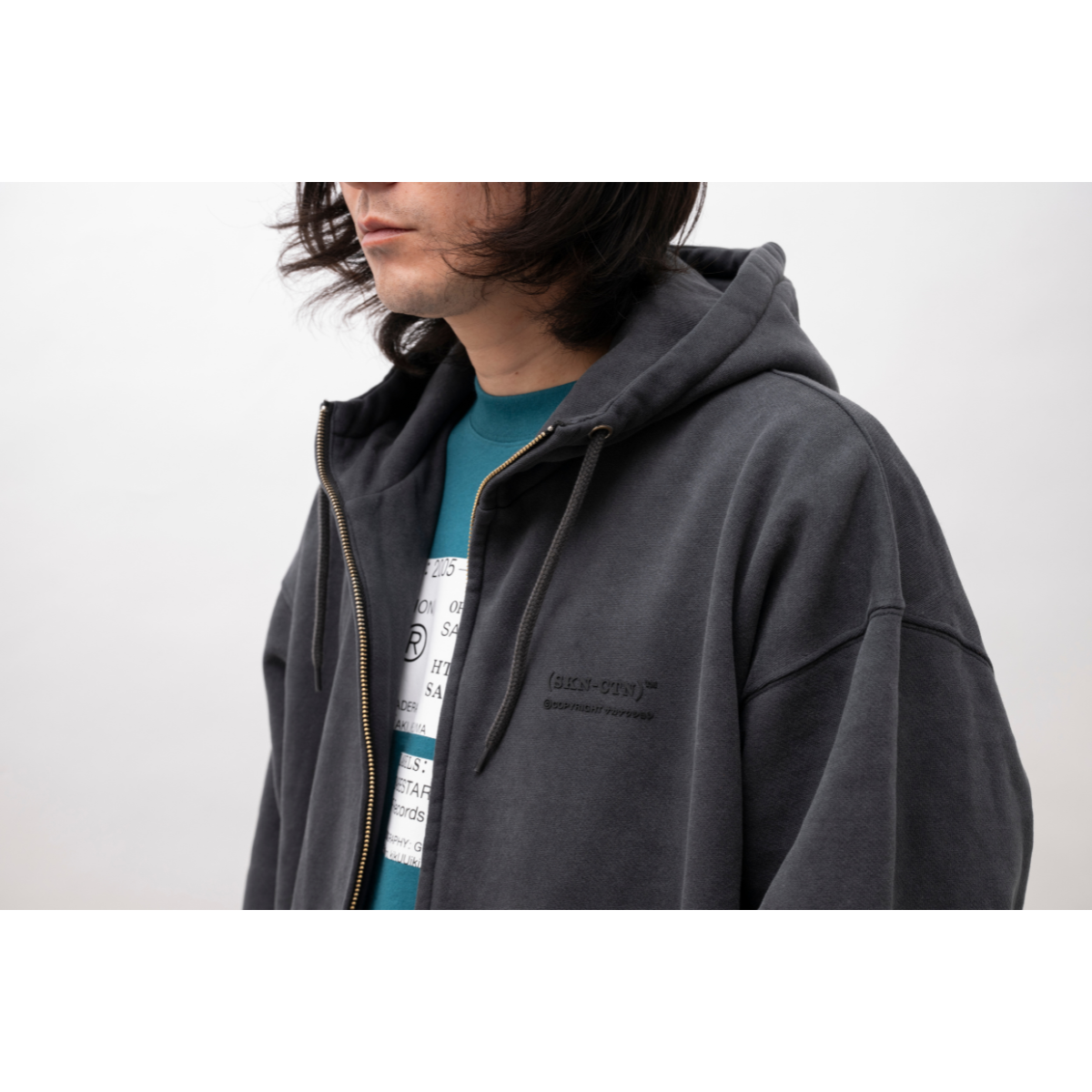 🐟 sakanaction - SAKANACTION 2025 WINTER - (SKN-CTN) ZIP HOODIE ♪︎