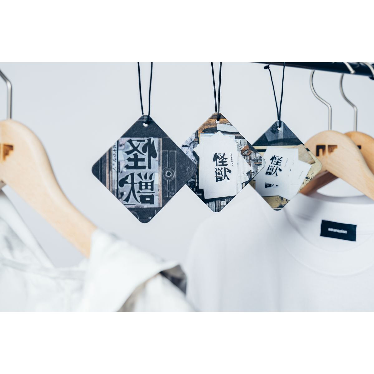 🐟 sakanaction - SAKANAQUARIUM 2025 “怪獣” - retaW FRAGRANCE TAG ♪︎